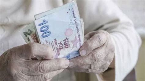 Ramazan öncesi hesaplara ek ödeme yatırılacak Emeklilere bayram ettiren gelişme